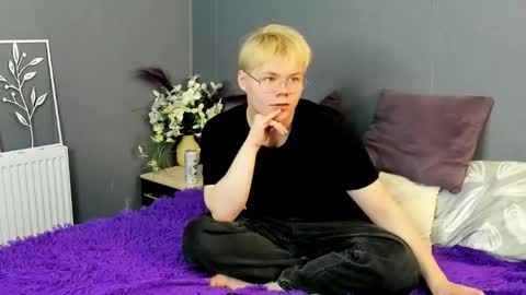 brian_mils online show from 29, 4, 2026