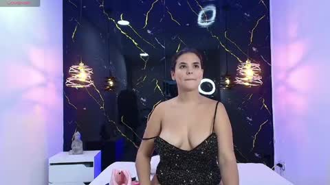 Manuela online show from 5, 5, 2026