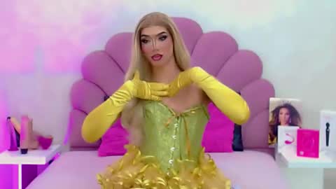 BRIANA online show from 9, 3, 2026