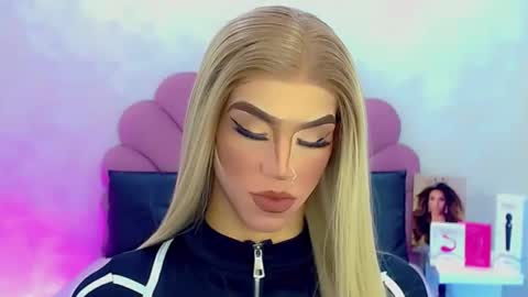 BRIANA online show from 28, 3, 2026