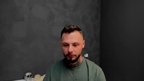 Snapshot of brianhunts chatting on 24, 12, 2024 Brian online show from 24, 12, 2024