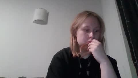 Snapshot of bridget_kiss chatting on 4, 3, 2026 bridget_kiss online show from 4, 3, 2026