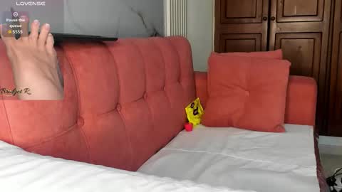    online show from 31, 10, 2025