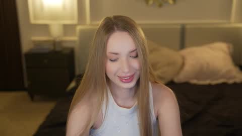 Diamonds Girls online show from 25, 10, 2025