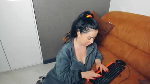 Snapshot of brilliantegirl_ chatting on 7, 2, 2026 brilliantegirl_ online show from 7, 2, 2026