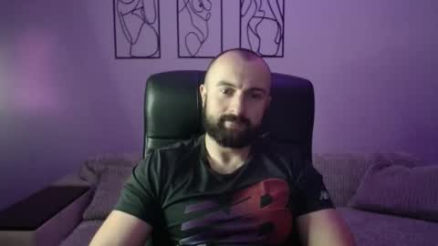 brindlefly69 online show from 27, 10, 2025