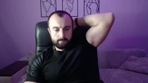 brindlefly69 online show from 24, 11, 2025