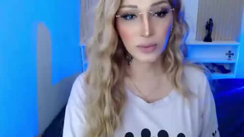 Snapshot of brinnababe_01 chatting on 27, 1, 2025 brinna online show from 27, 1, 2025