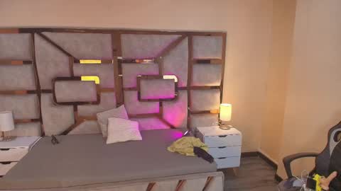 BRITHNY online show from 8, 4, 2026