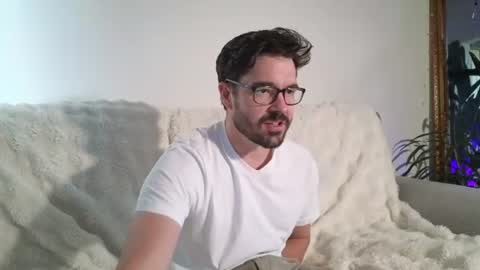 Snapshot of britishpoet chatting on 21, 7, 2026 Callum online show from 21, 7, 2026