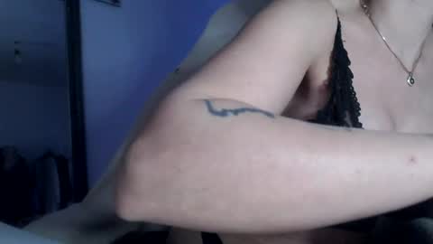 Snapshot of britneydivine chatting on 21, 4, 2026 Britney online show from 21, 4, 2026