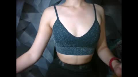 Snapshot of britneyxkittens chatting on 20, 10, 2025 BritneyxKittens online show from 20, 10, 2025