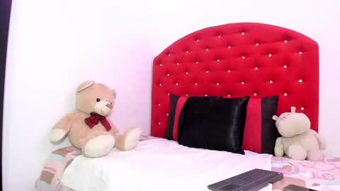 Snapshot of brittany_williams_ chatting on 7, 3, 2025 online show from 7, 3, 2025