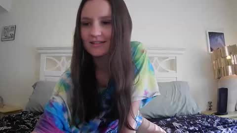 Snapshot of brittbratt24 chatting on 14, 12, 2025 Britt online show from 14, 12, 2025