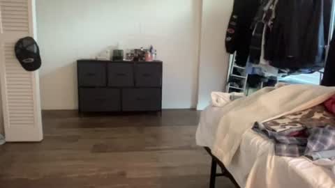 Broke Hung College Guy online show from 23, 6, 2026