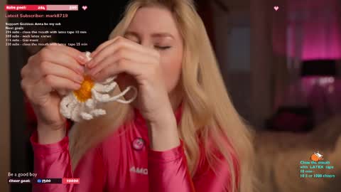 Snapshot of bronnica chatting on 11, 4, 2026 Anna online show from 11, 4, 2026