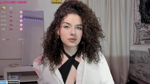 Brook  Help me collect 100 reactions  online show from 8, 12, 2024