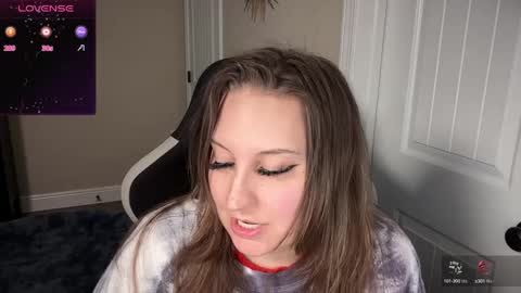 Snapshot of brookebee27 chatting on 8, 3, 2025 brookebee online show from 8, 3, 2025