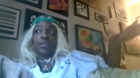 Snapshot of brooklyninfinity chatting on 19, 11, 2025 brooklyninfinity online show from 19, 11, 2025