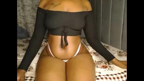 Snapshot of brownlatifa chatting on 31, 10, 2025 Tiffa online show from 31, 10, 2025