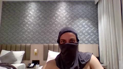 brownmanin40s online show from 2, 6, 2026