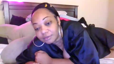 brownroundrenee online show from 1, 11, 2025