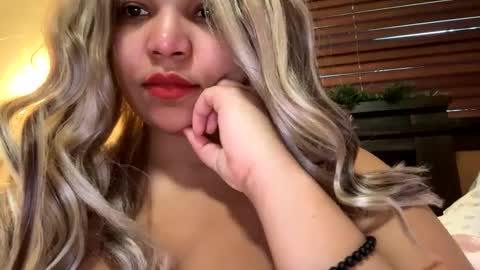 EtherealLilac online show from 2, 1, 2025