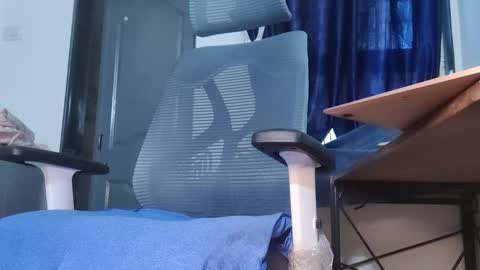 brownuncut3019 online show from 19, 12, 2024