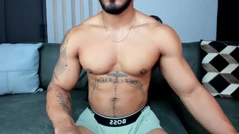 Snapshot of bruce_roldan chatting on 5, 5, 2026 bruce roldan online show from 5, 5, 2026