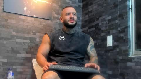 brucedallas online show from 19, 4, 2026