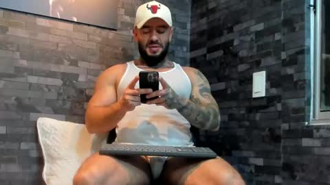 brucedallas online show from 17, 5, 2026