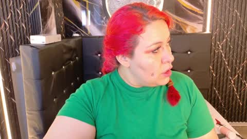 Bruja SCarlata online show from 2, 4, 2026