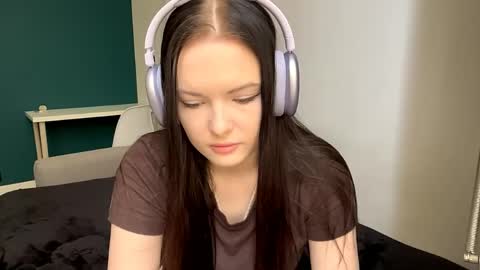 Luna online show from 12, 5, 2026
