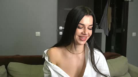 Snapshot of brunette_from_the_moon chatting on 28, 12, 2024 Alice online show from 28, 12, 2024