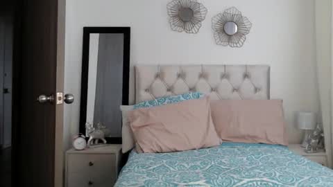 Snapshot of brunette_sex718203 chatting on 10, 2, 2025 Violetta online show from 10, 2, 2025