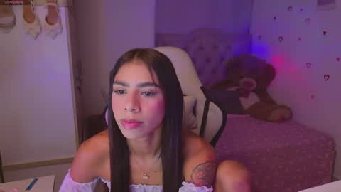 SARAH  online show from 14, 4, 2026