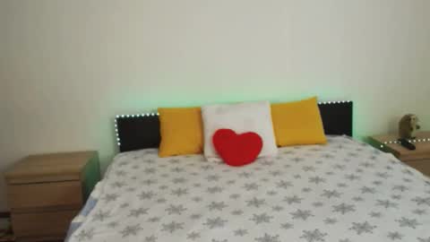 Ellis online show from 10, 2, 2025