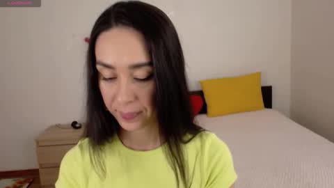 Ellis online show from 4, 12, 2025