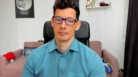 Brutus K online show from 4, 3, 2025