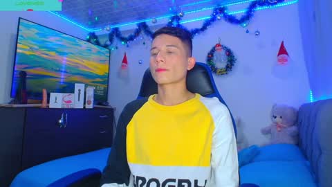 Snapshot of bryam_hot chatting on 3, 12, 2024 BRYAM INDEPENDENT MODEL online show from 3, 12, 2024