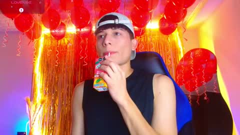 Snapshot of bryam_hot chatting on 15, 9, 2025 BRYAM INDEPENDENT MODEL online show from 15, 9, 2025