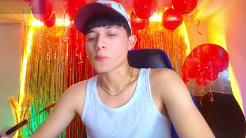 Snapshot of bryam_hot chatting on 21, 9, 2025 BRYAM INDEPENDENT MODEL online show from 21, 9, 2025