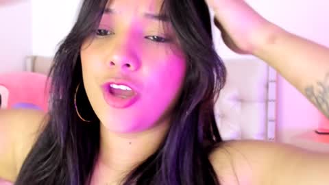 Snapshot of bryonny_ chatting on 18, 12, 2024 Carly online show from 18, 12, 2024