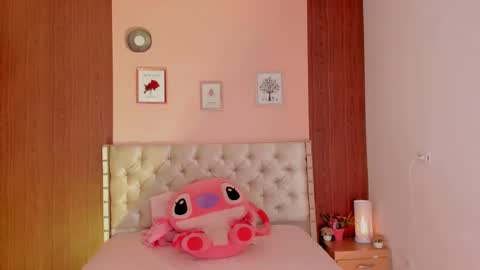 Snapshot of bryonny_ chatting on 6, 10, 2025 Carly online show from 6, 10, 2025