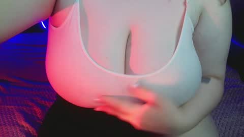 Snapshot of bubble_bambam chatting on 4, 12, 2024 Nancy 3 online show from 4, 12, 2024