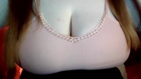 Snapshot of bubble_bambam chatting on 15, 9, 2025 Nancy 3 online show from 15, 9, 2025