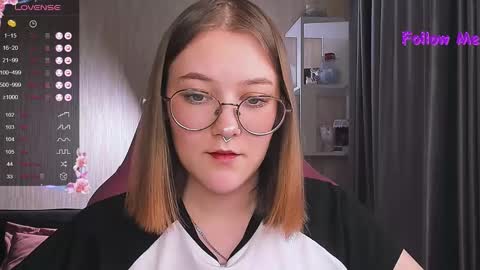 Snapshot of bubble_bunny chatting on 19, 1, 2025 Ruby online show from 19, 1, 2025