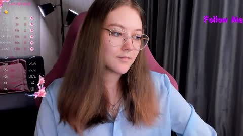 Snapshot of bubble_bunny chatting on 19, 10, 2025 Ruby online show from 19, 10, 2025