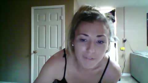 Snapshot of bubblesxxx615xxx601 chatting on 19, 4, 2026 bubbles online show from 19, 4, 2026