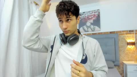 Buddy Whitte online show from 10, 2, 2025